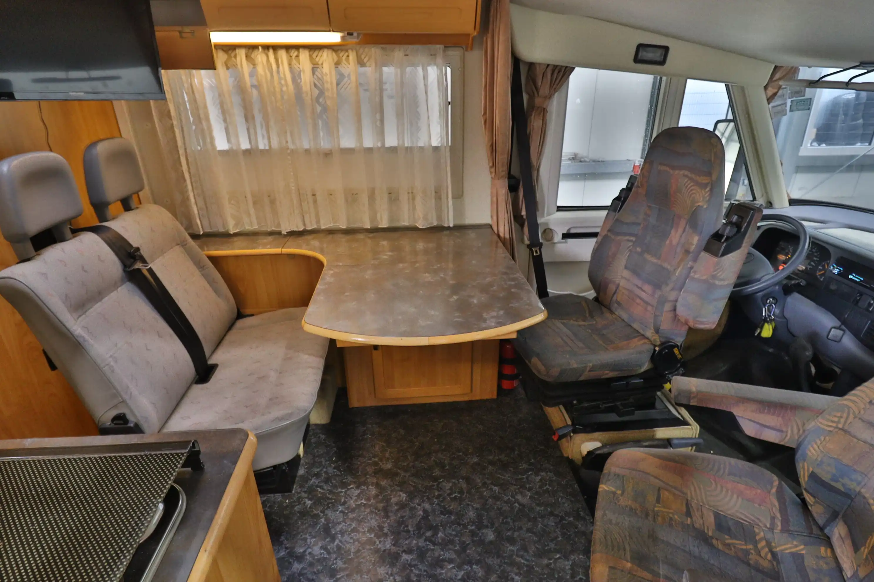 HYMER-ERIBA S 660